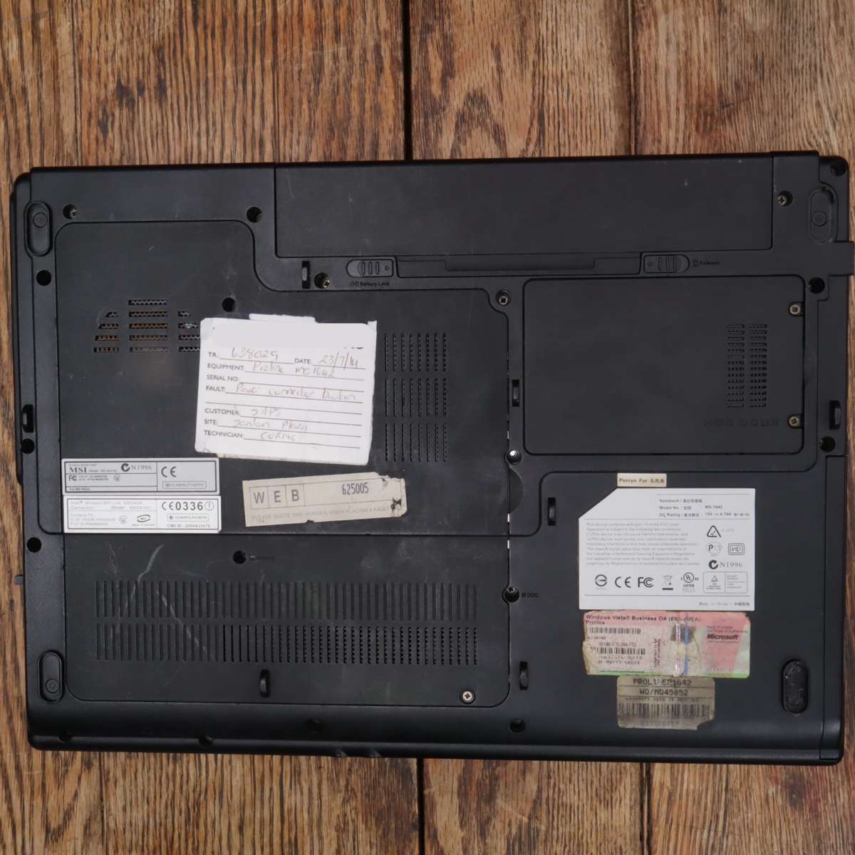 15" Proline MS-1642 Notebook 4GB RAM 2.5GHz Intel® Core TM 2 Duo - P1642