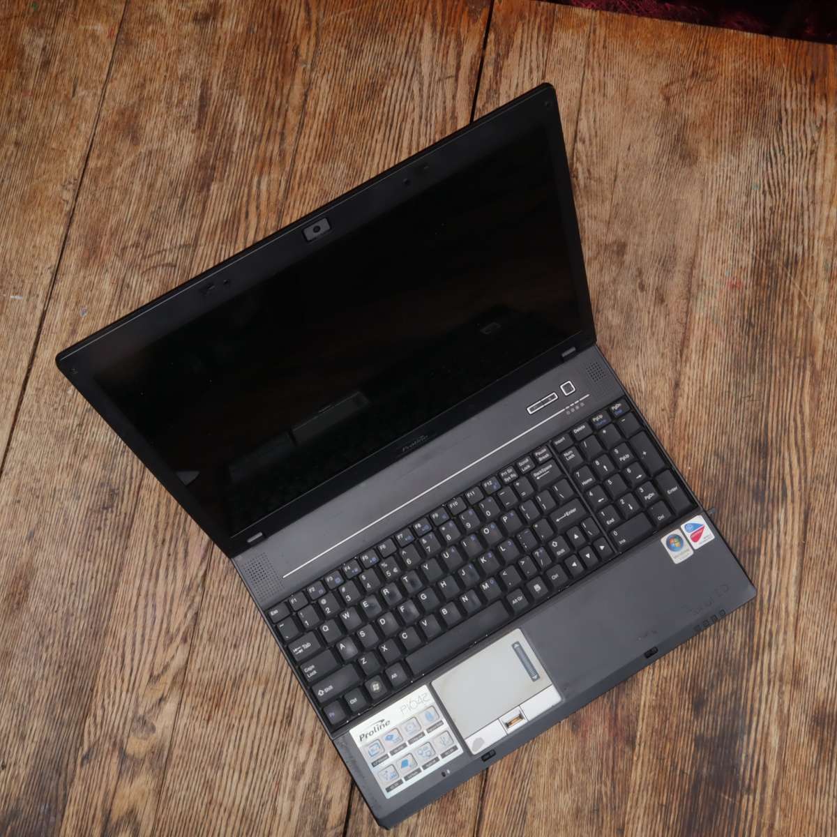 15" Proline MS-1642 Notebook 4GB RAM 2.5GHz Intel® Core TM 2 Duo - P1642