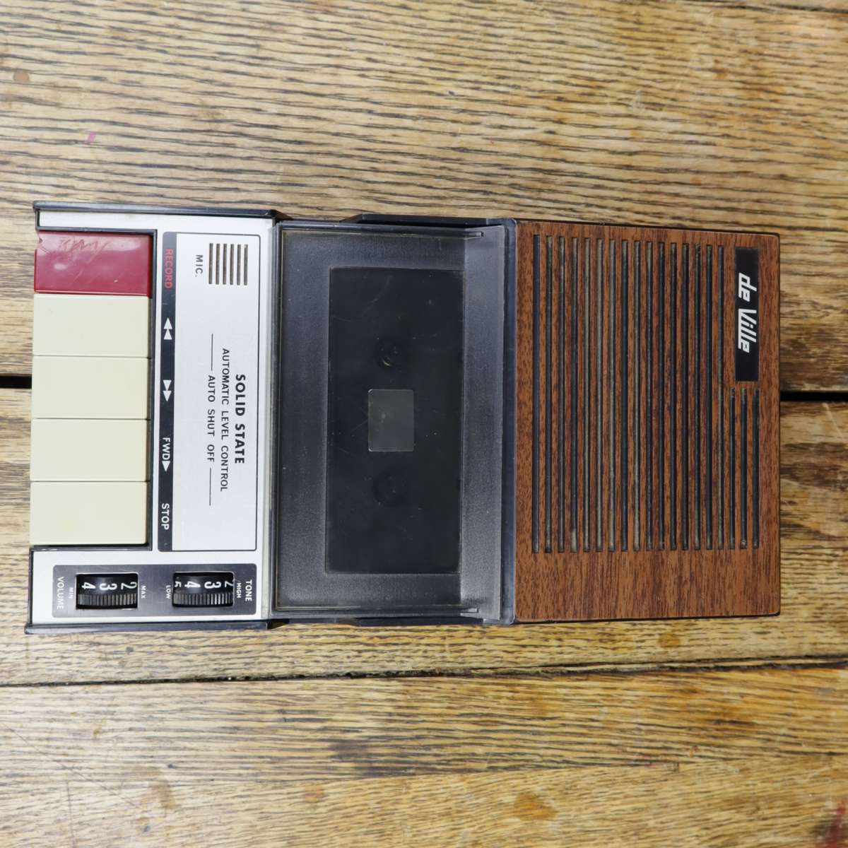 Sanyo & De Ville Radio Tape Recorder - Pre-Owned