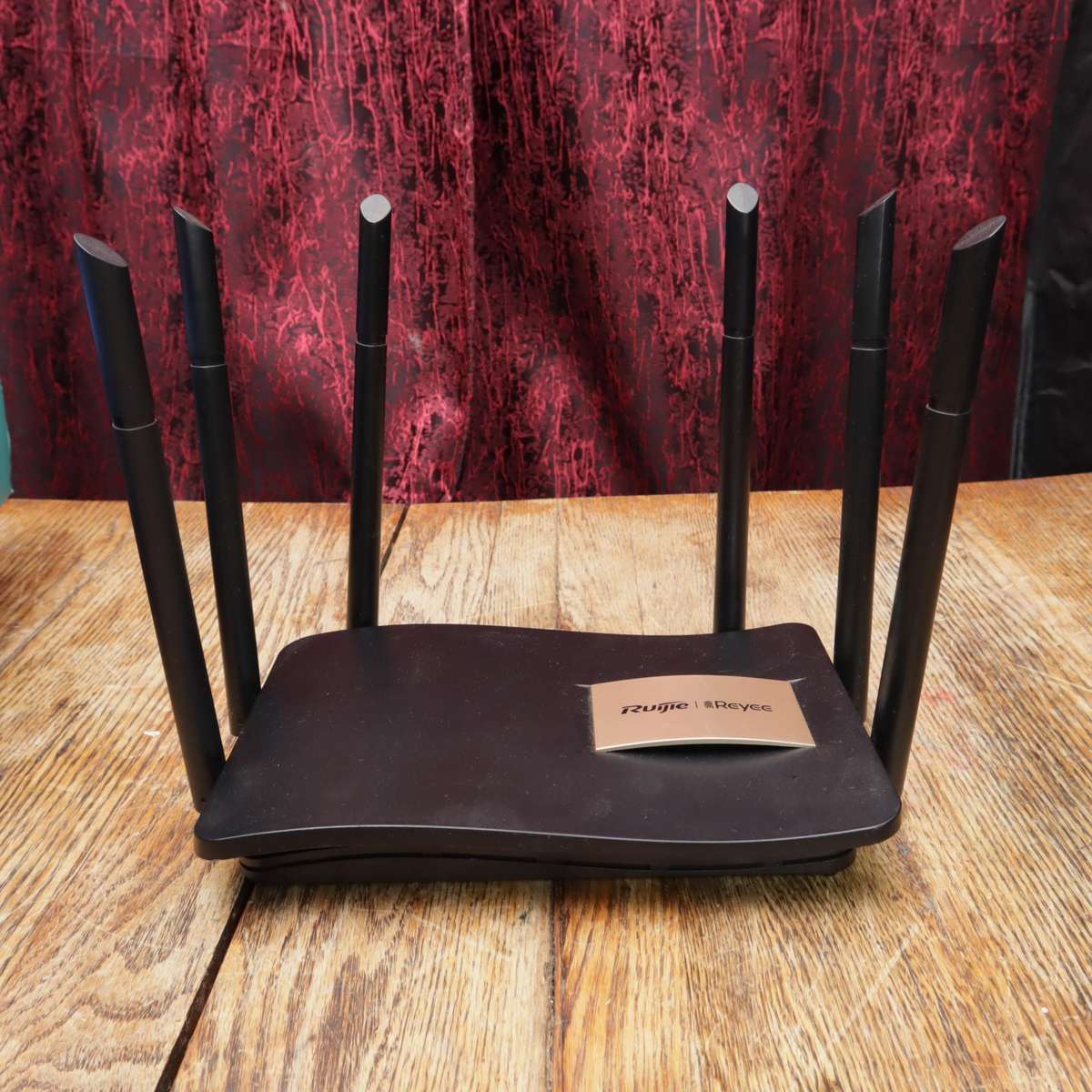 Ruijie 16-Port PoE+ Switch RG-ES220GS-P and Router RG-EW1200G PRO