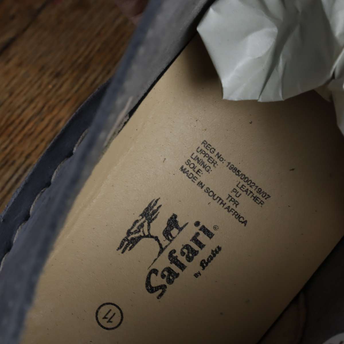 Safari by Bata Men's Nubuck Atoll shoes - Size 11