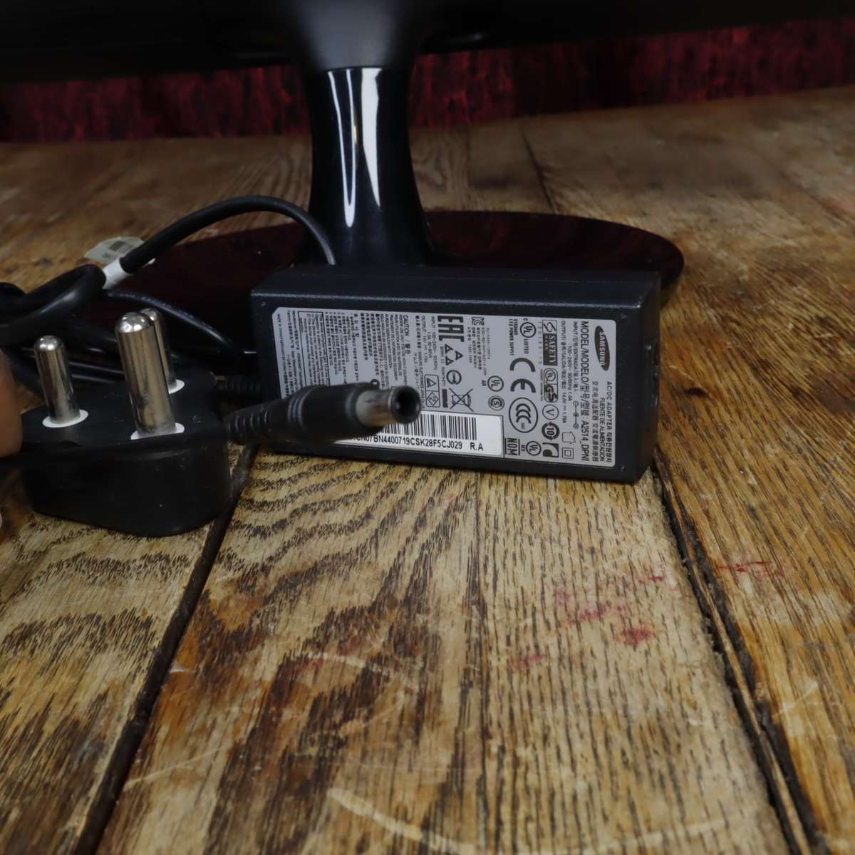 Samsung S19D300NY 18.5" 1366x768 LED Monitor - Pre-Owned