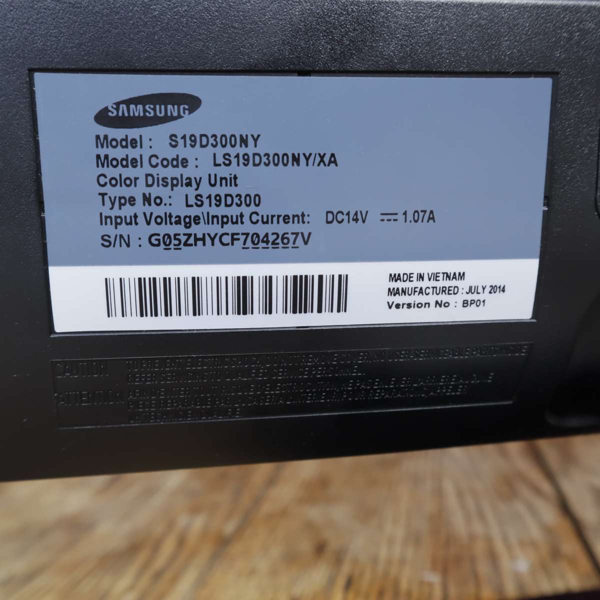 Samsung S19D300NY 18.5" 1366x768 LED Monitor - Pre-Owned