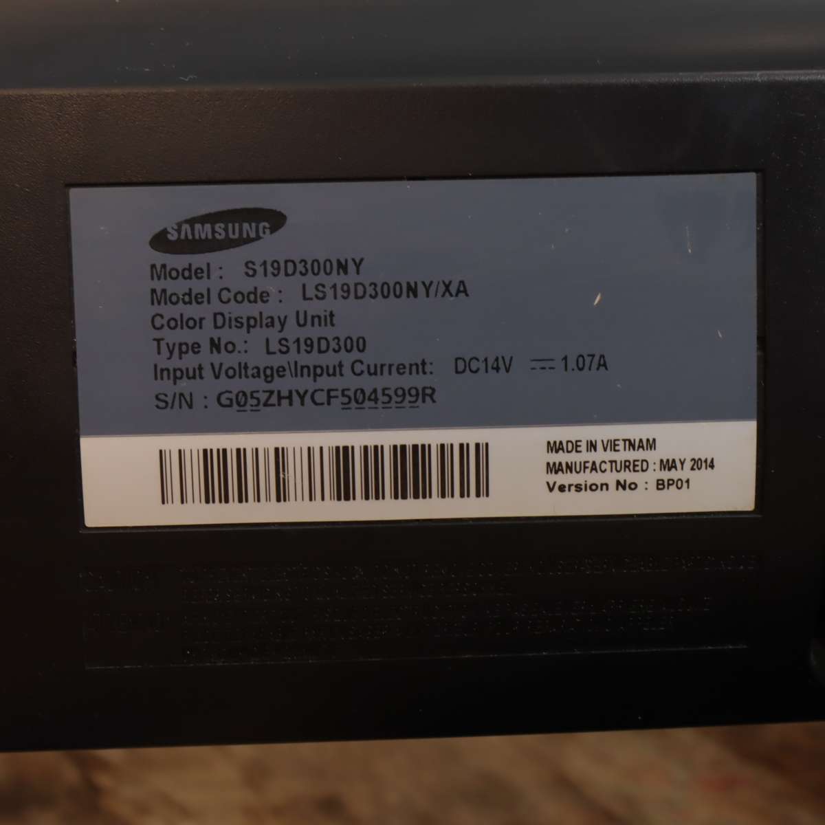 Samsung S19C150F and Samsung S19D300NY LED Monitors - 1,366 x 768