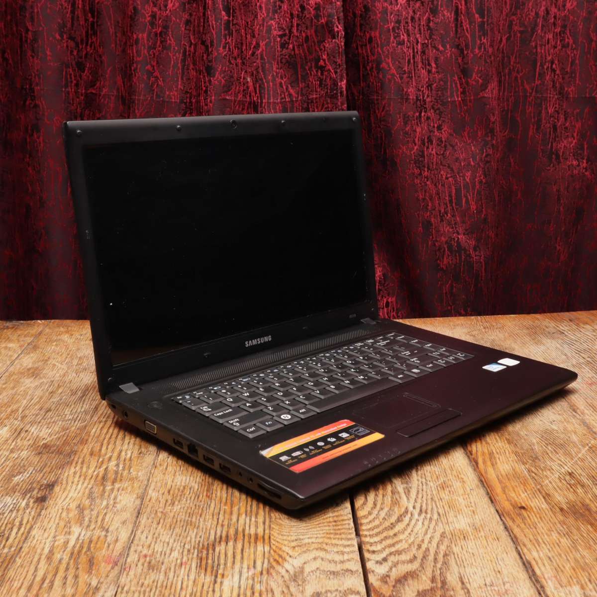 SAMSUNG Notebook Laptop NP-R519-JA02ZA 250GB HDD 1.8GHz Intel Celeron 2GB RAM