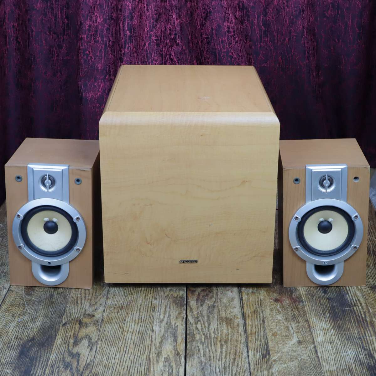 Sansui Speaker System - Sub-woofer MC-1100DSSW and Mains LXS-M330