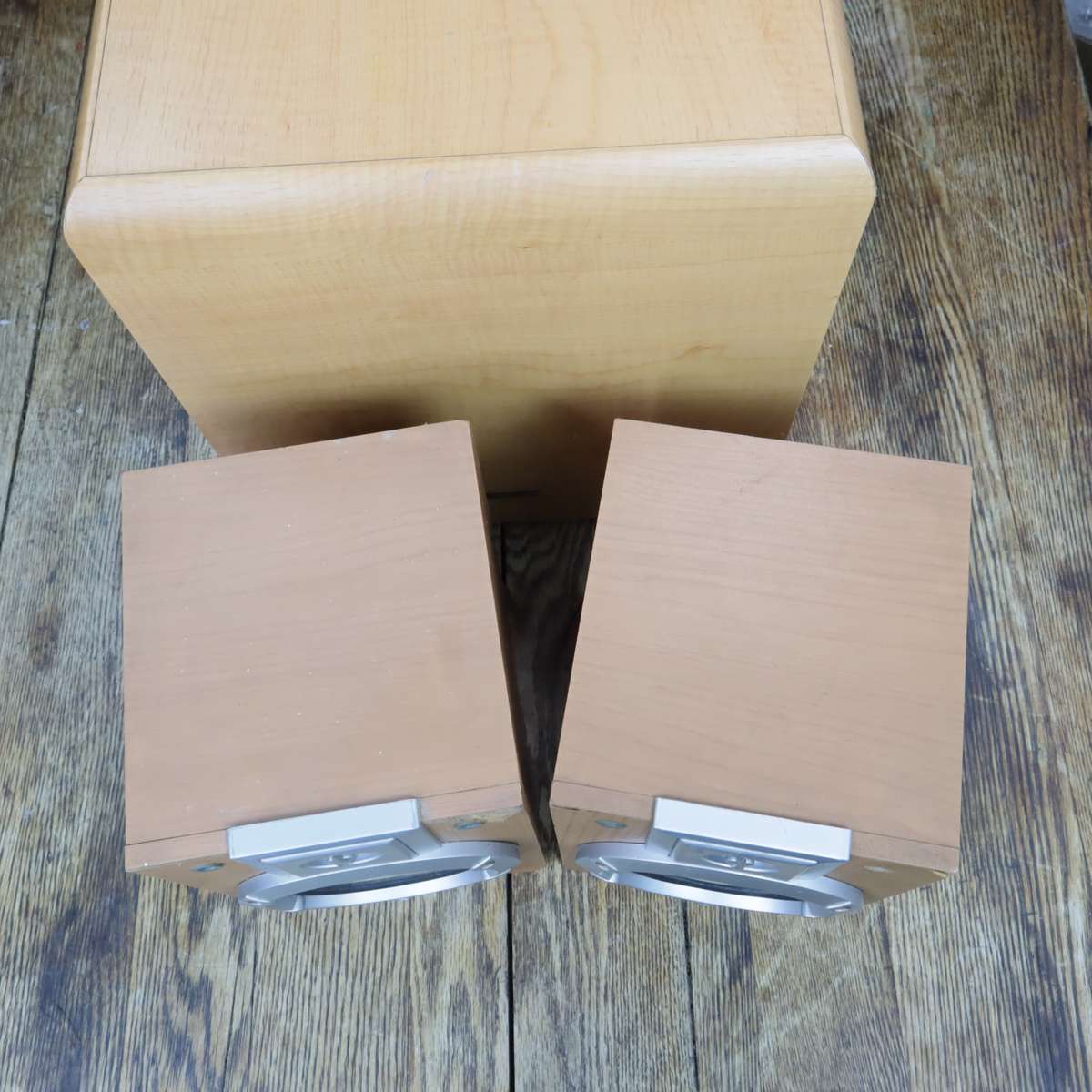 Sansui Speaker System - Sub-woofer MC-1100DSSW and Mains LXS-M330