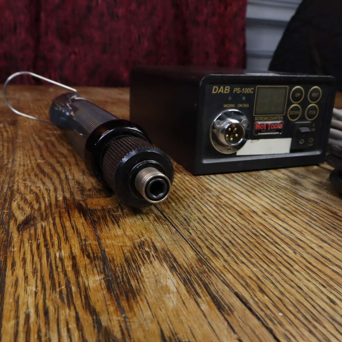 Bench Electric Screwdriver With Control Box - Pre-Owned