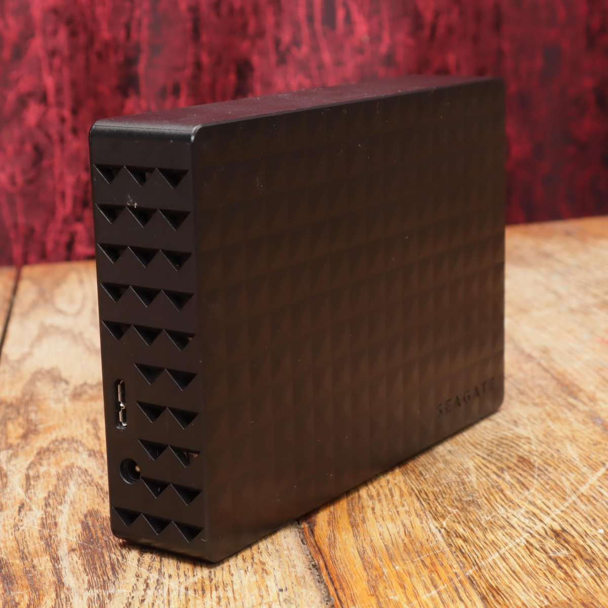 Seagate 3TB Expansion Desktop Drive External Hard Drive - SRD0NF2