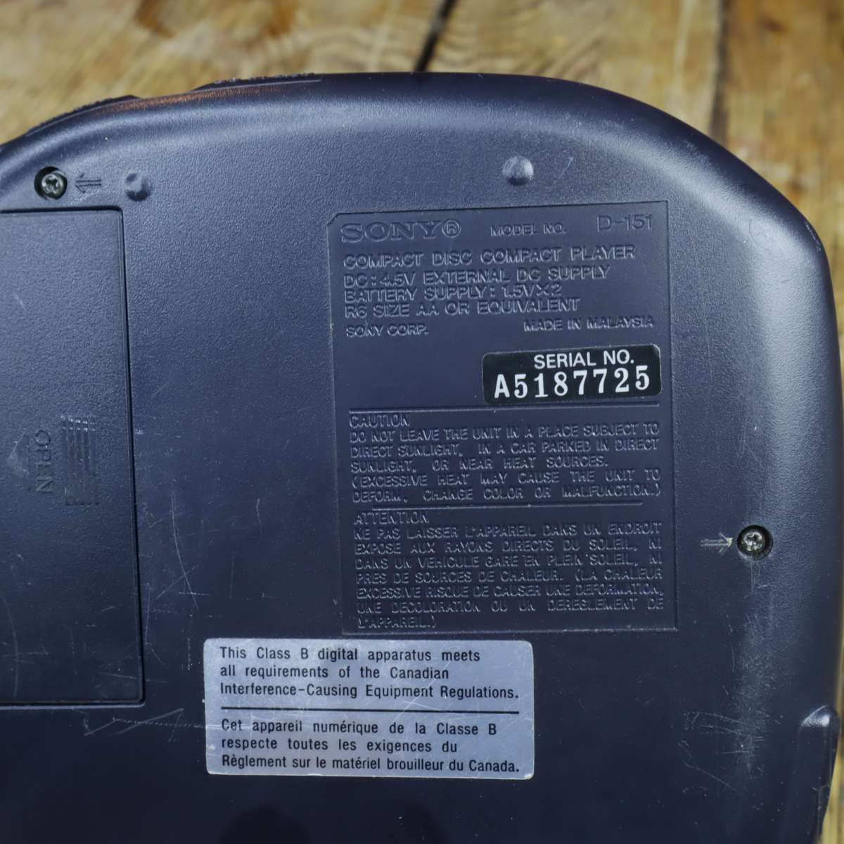 Sony Discman Compact Portable CD Player | Model: D-151 | - Pre-Owned