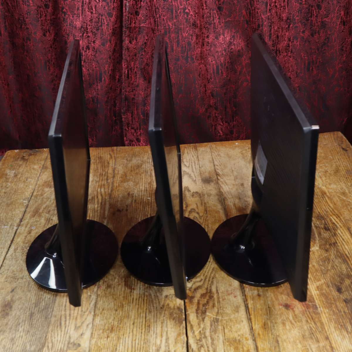 Samsung S20B300B 19.5" LED Monitor 1600 x 900 - Pre-Owned