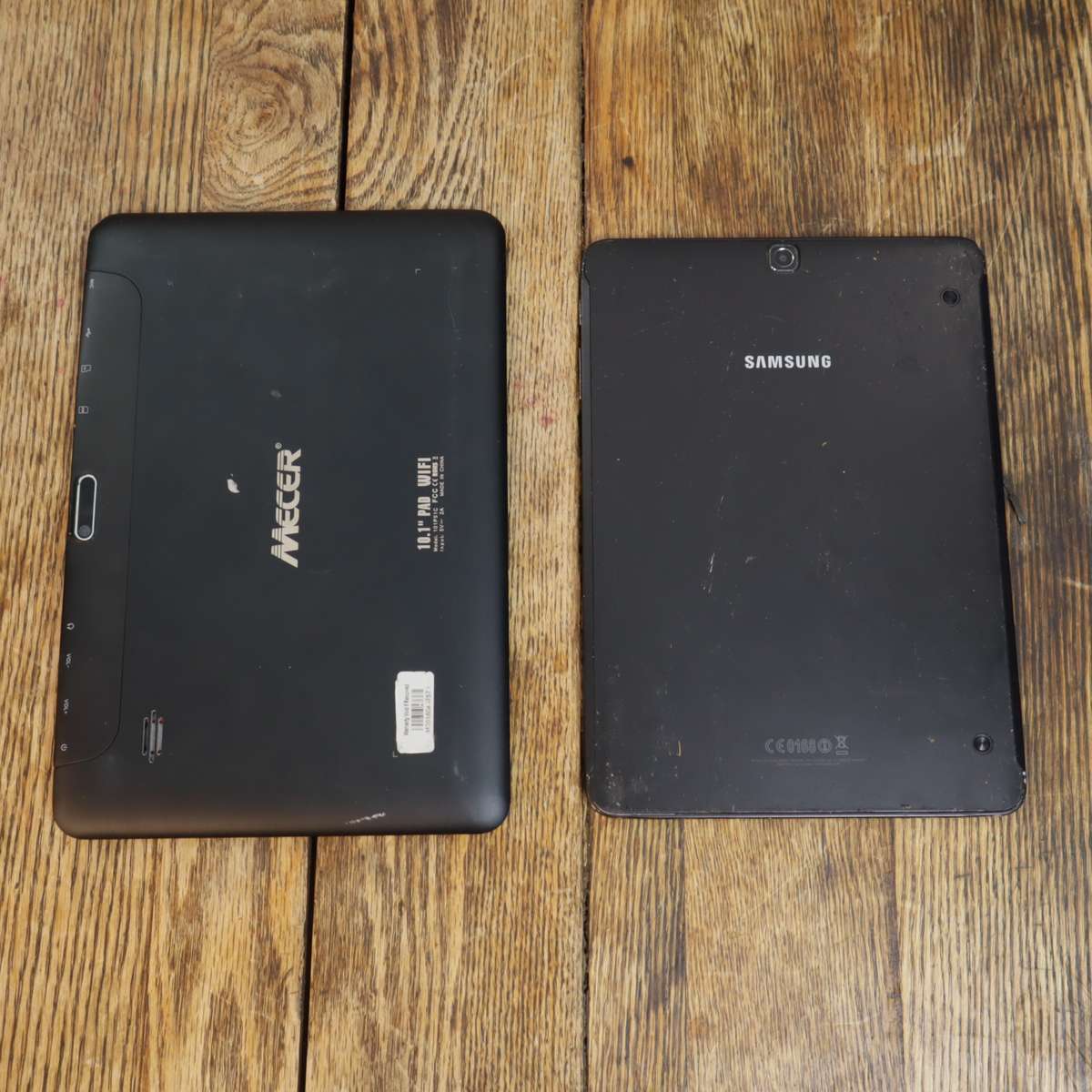 Mecer 10.1" 3D + WiFi Tablet 101P51C and Samsung Galaxy Tab S2 9.7" SM-T815