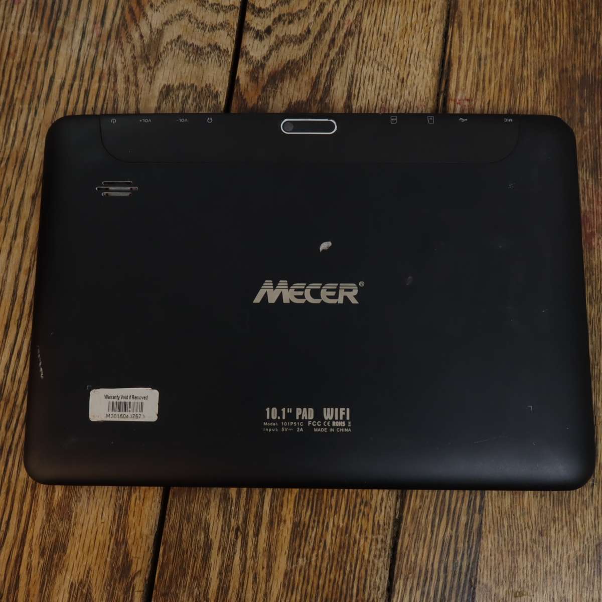 Mecer 10.1" 3D + WiFi Tablet 101P51C and Samsung Galaxy Tab S2 9.7" SM-T815