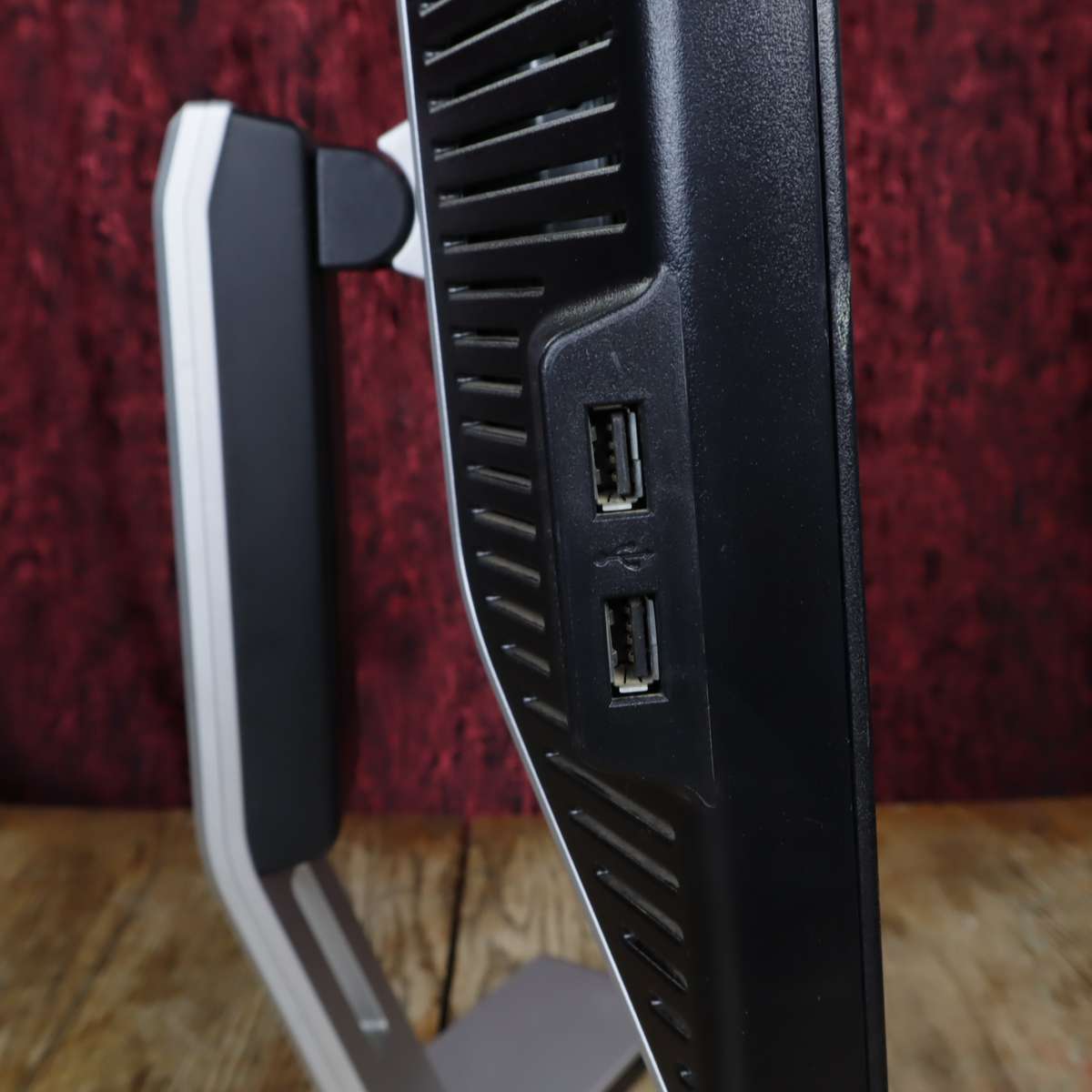 Dell LCD Monitor 1908FPc 19" | 5ms | USB Port | - Pre-Owned