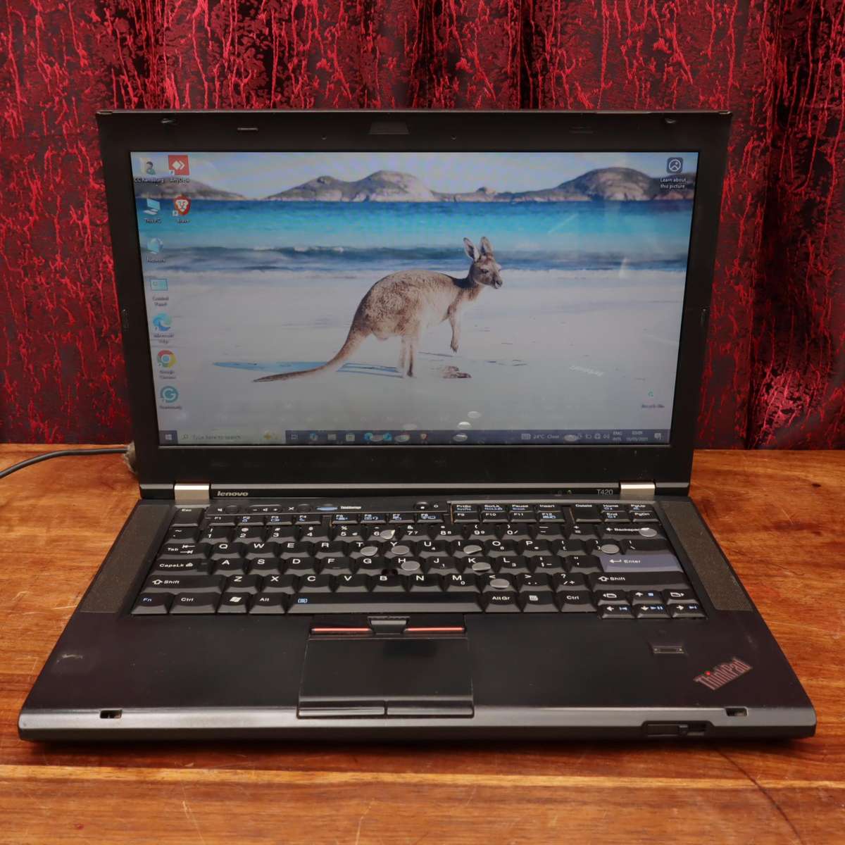 Lenovo ThinkPad T420 2.5GHz Core i5 320GB HDD 4GB RAM 14"