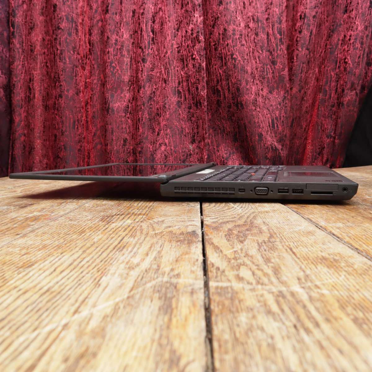 Lenovo ThinkPad T540p Laptop Core i7 1TB SSD - 2.9GHz 8GB RAM