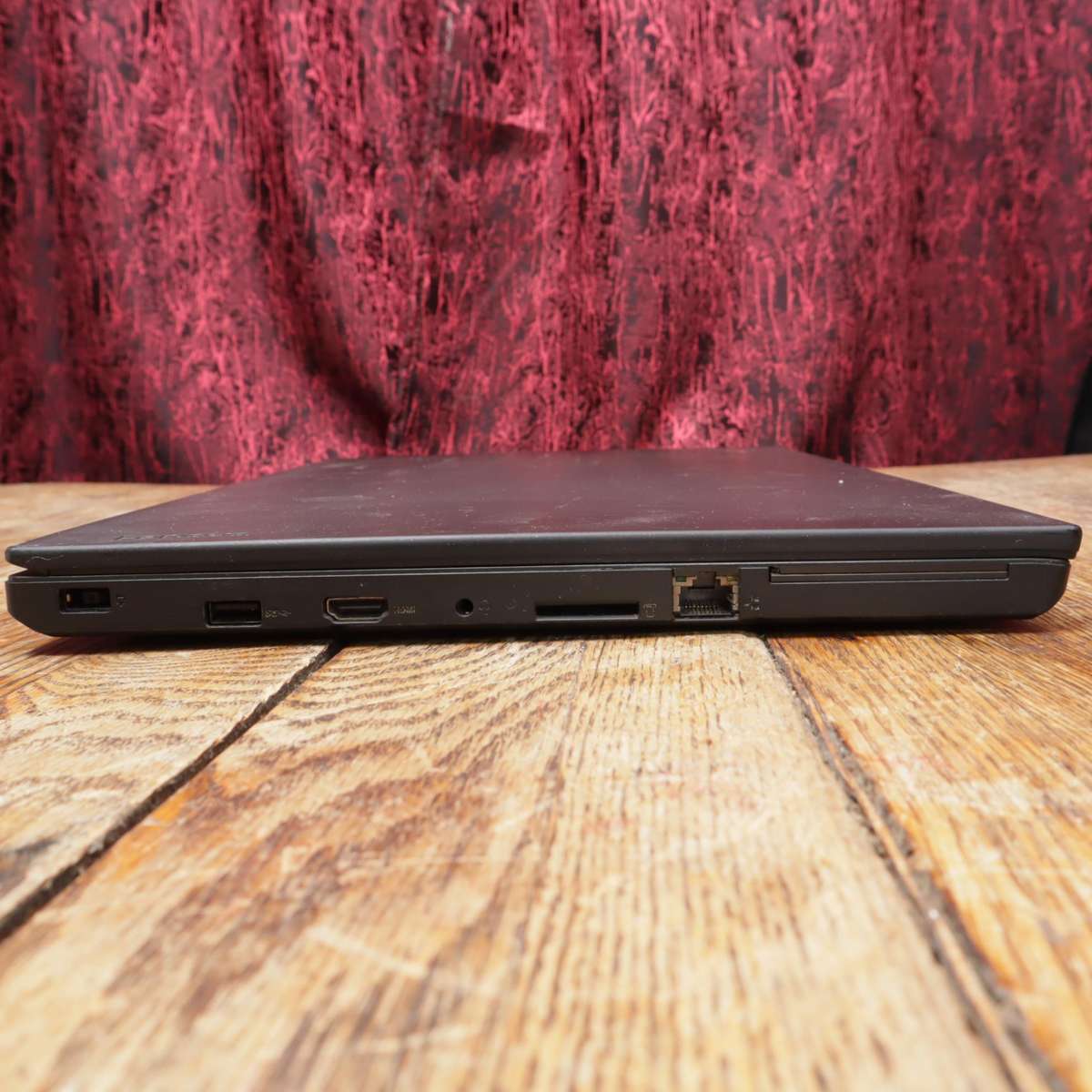 Lenovo ThinkPad T560 Core i5 500GB HDD 2.3GHz 4GB RAM 15.6" Laptop