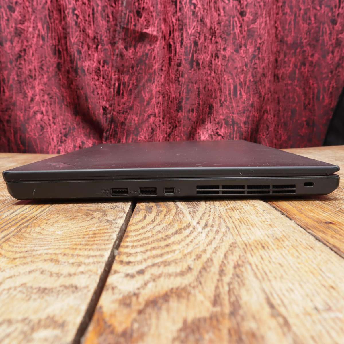 Lenovo ThinkPad T560 Core i5 500GB HDD 2.3GHz 4GB RAM 15.6" Laptop