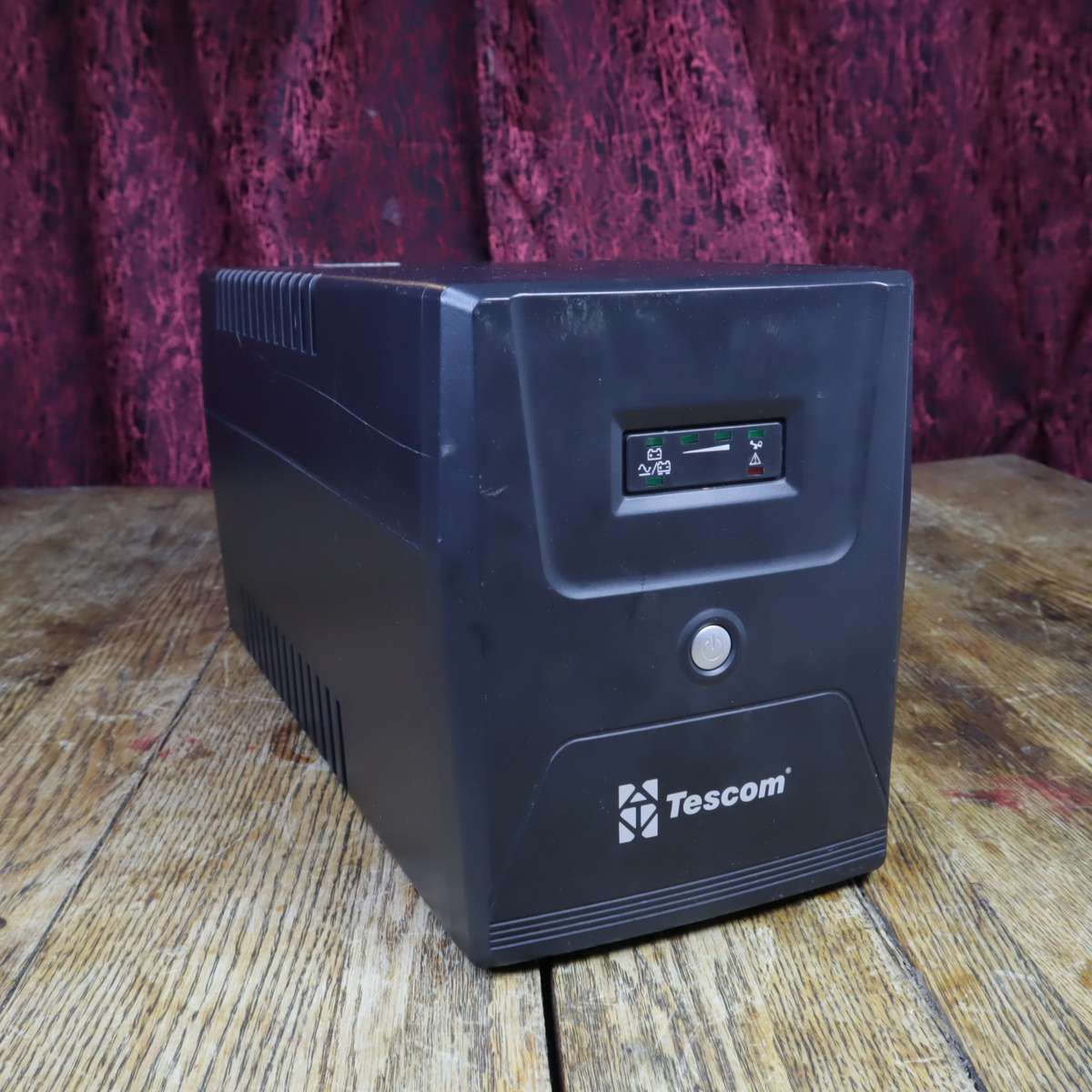 Tescom APEX 2000VA UPS - Pre-Owned