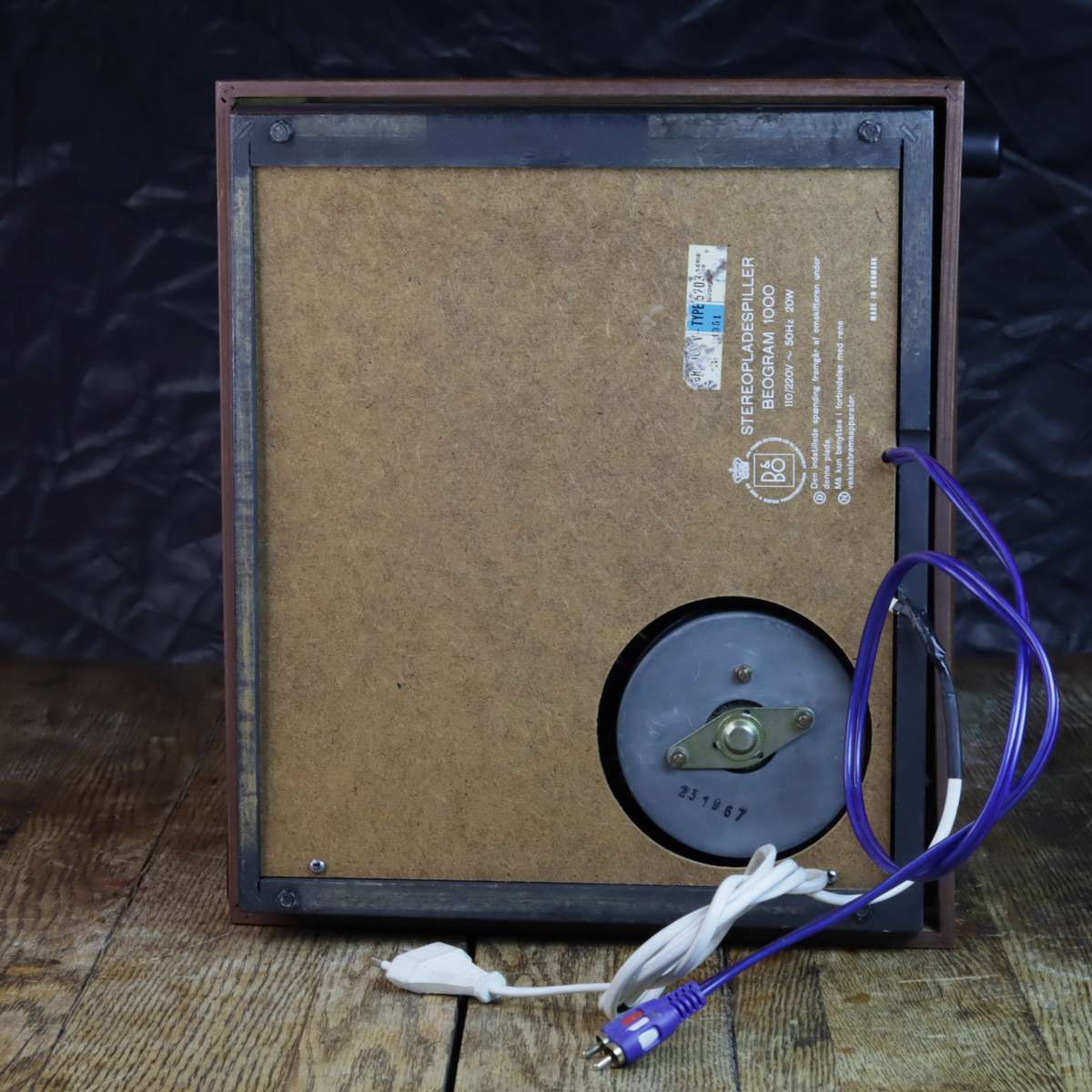 B&O (BANG & OLUFSEN) BEOGRAM 1000 TURNTABLE