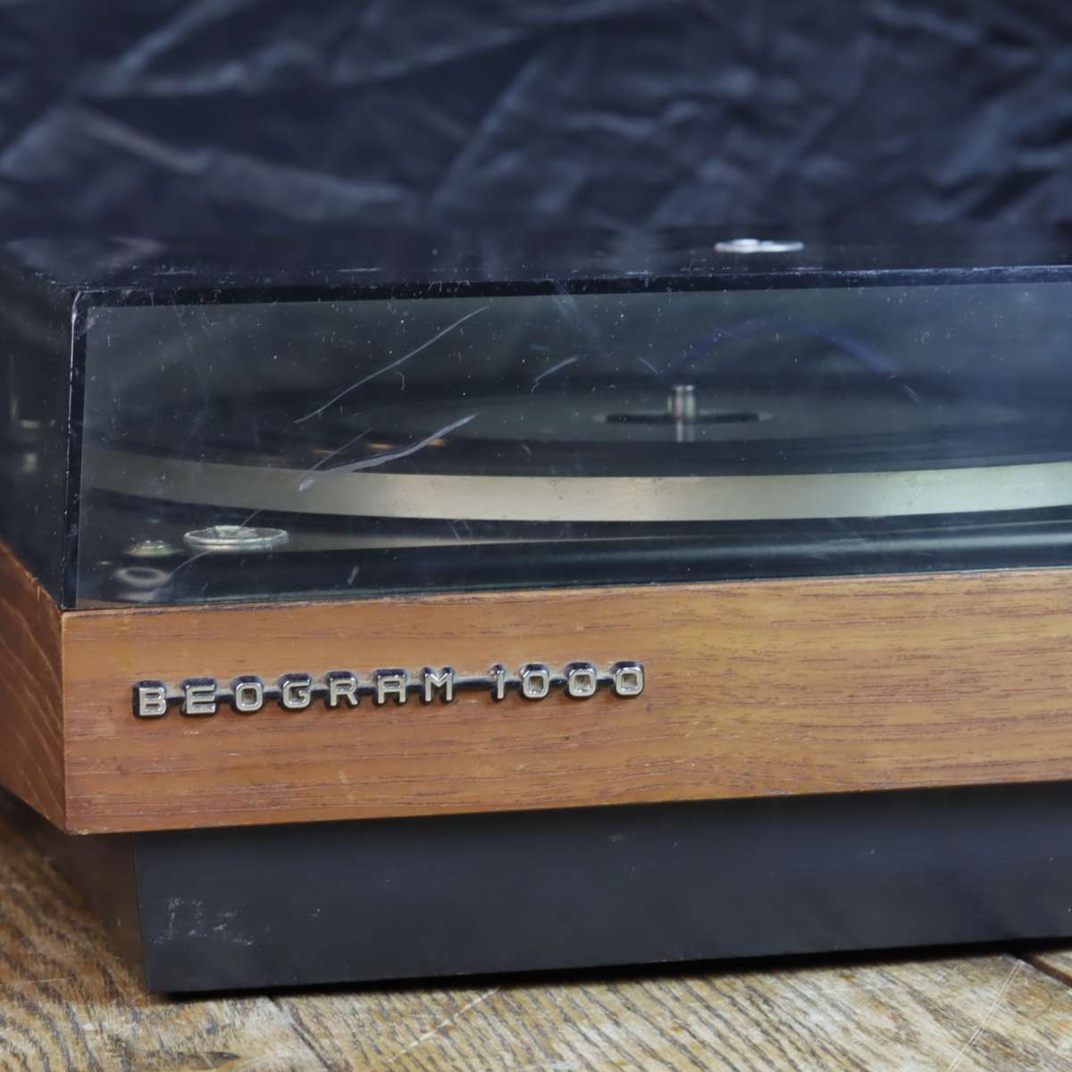 B&O (BANG & OLUFSEN) BEOGRAM 1000 TURNTABLE