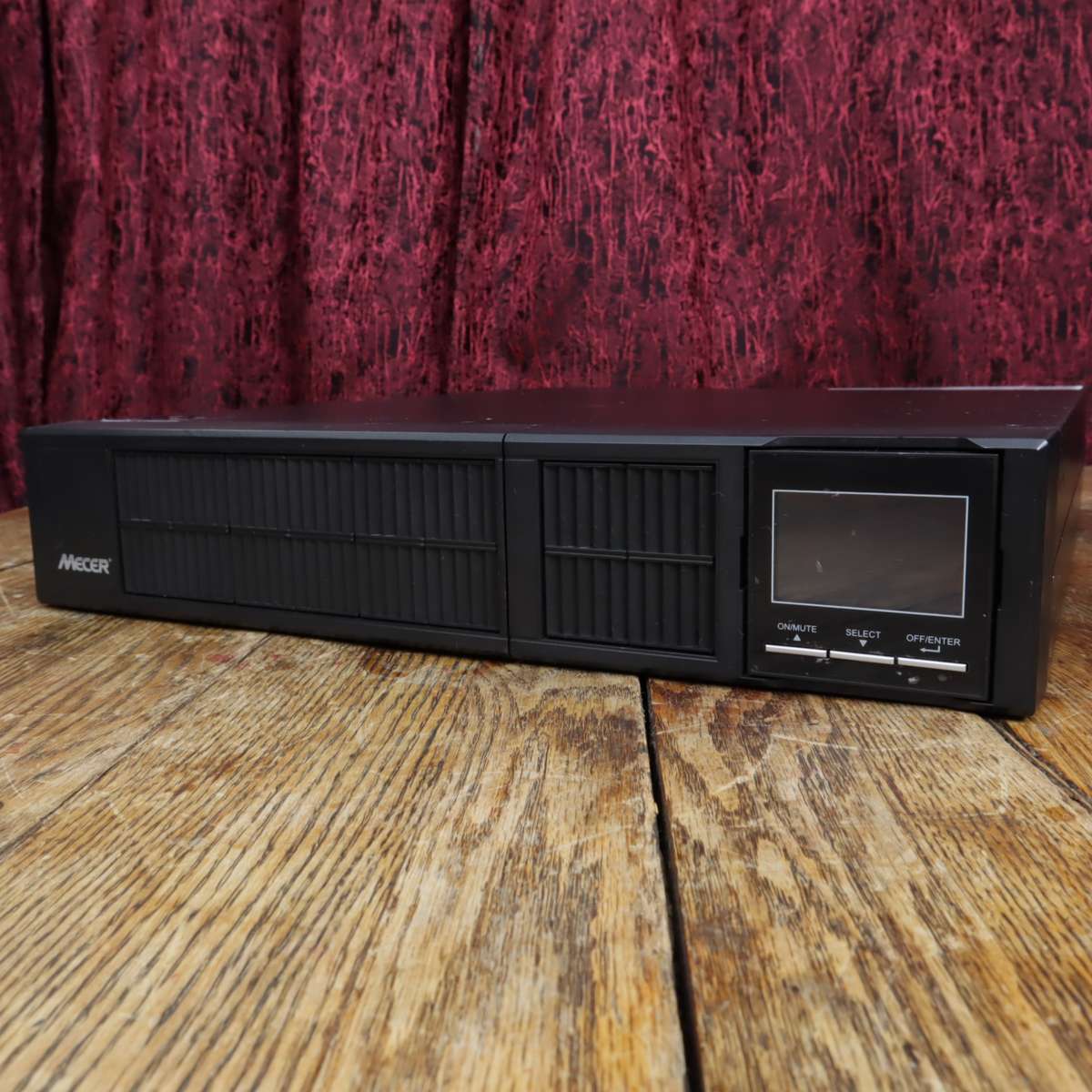 Mecer ME-2000-WPRU Online Rack Mount UPS 2000VA/1600W - Pre-Owned