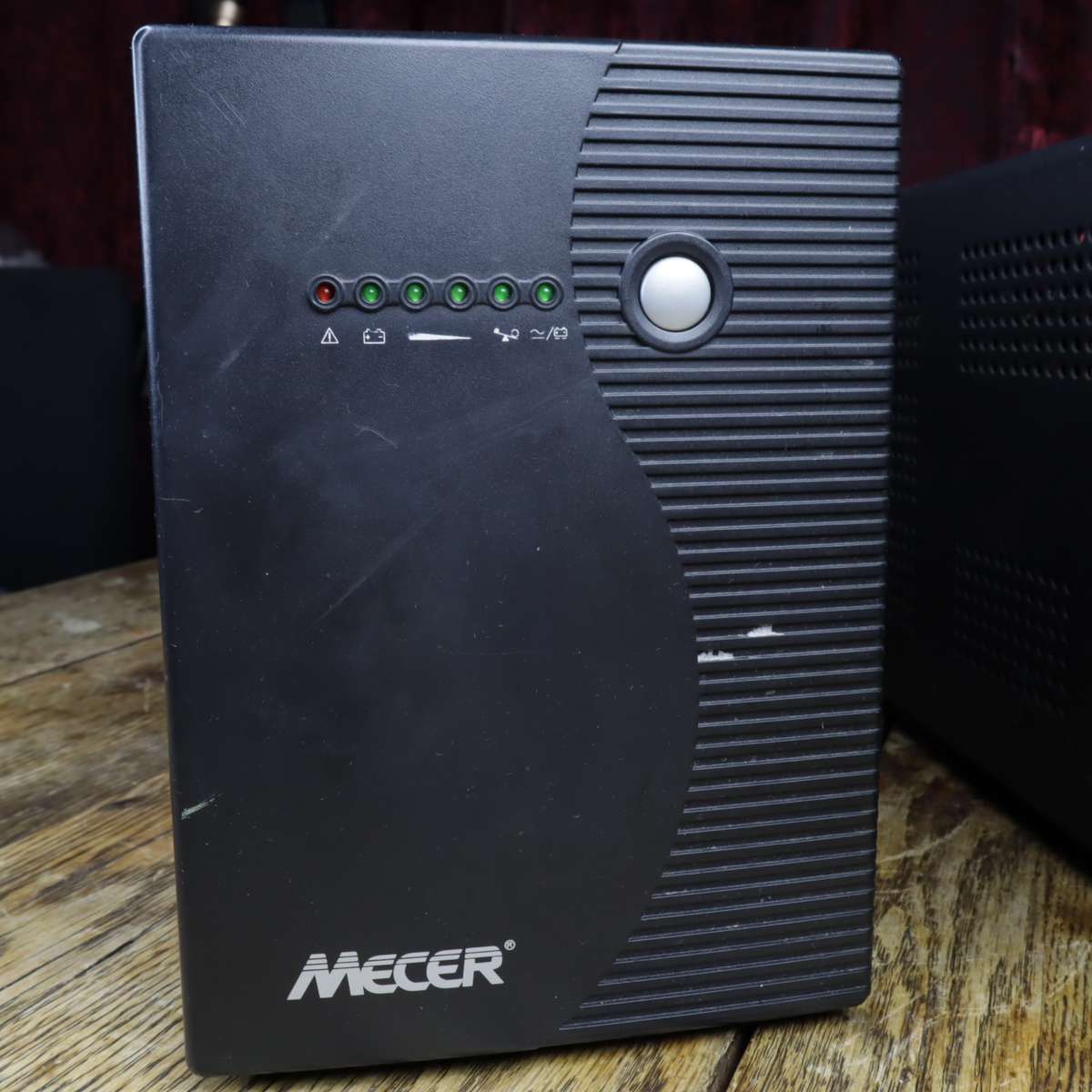 Mecer ME-2000-VU+ AND Powercom Black Knight BNT-2000AP UPS LOT - Pre-Owned