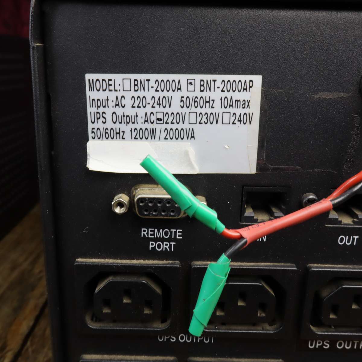 Mecer ME-2000-VU+ AND Powercom Black Knight BNT-2000AP UPS LOT - Pre-Owned