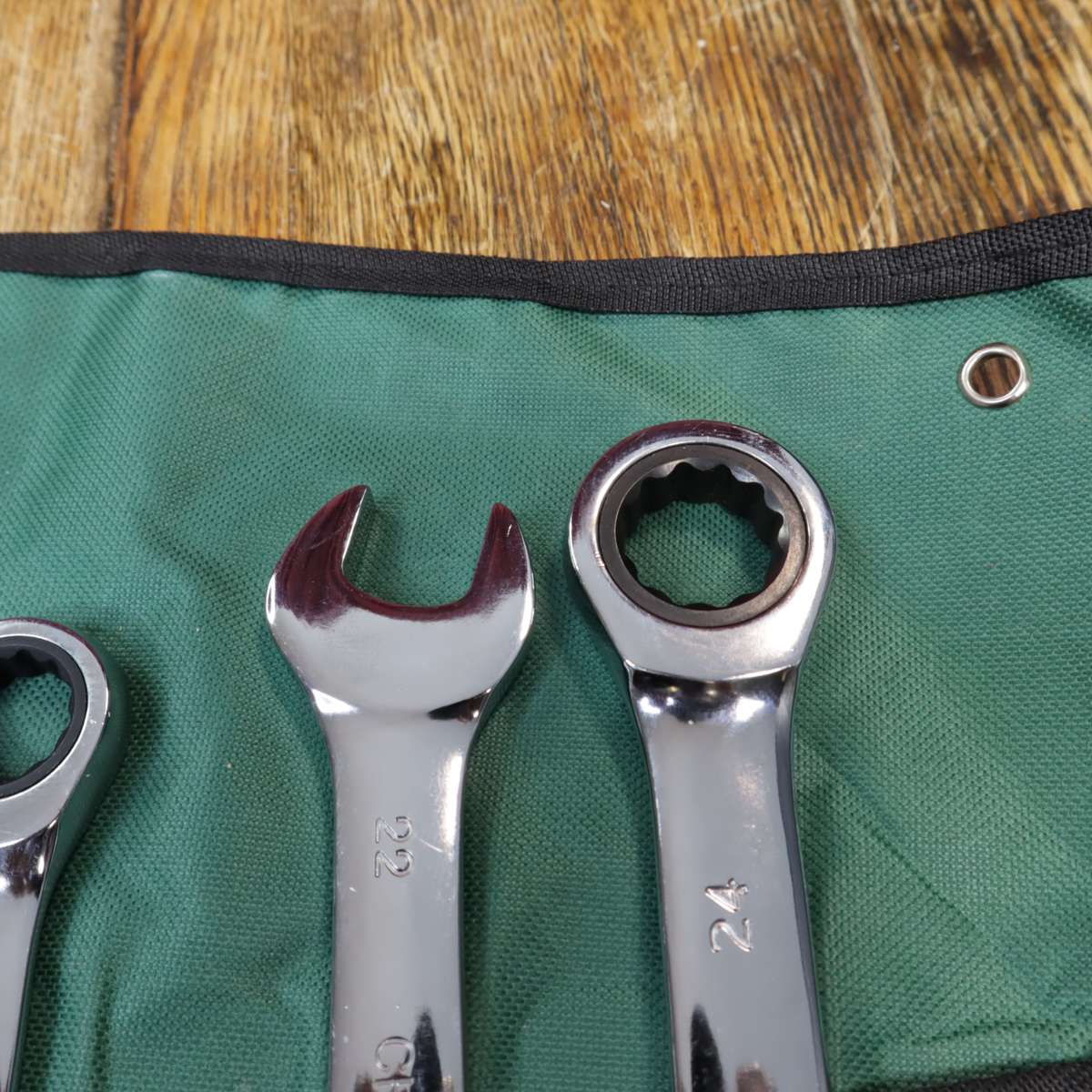 14 Piece Multi Purpose Combination Wrench Ratchet Spanner Set Metric 8-24MM LPD9507