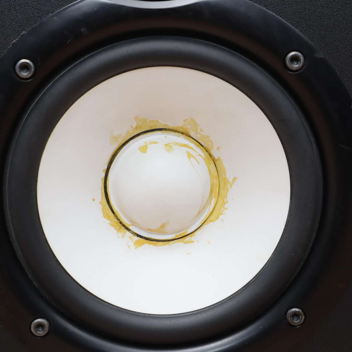 Yamaha HS5 Powered Active Studio Monitor