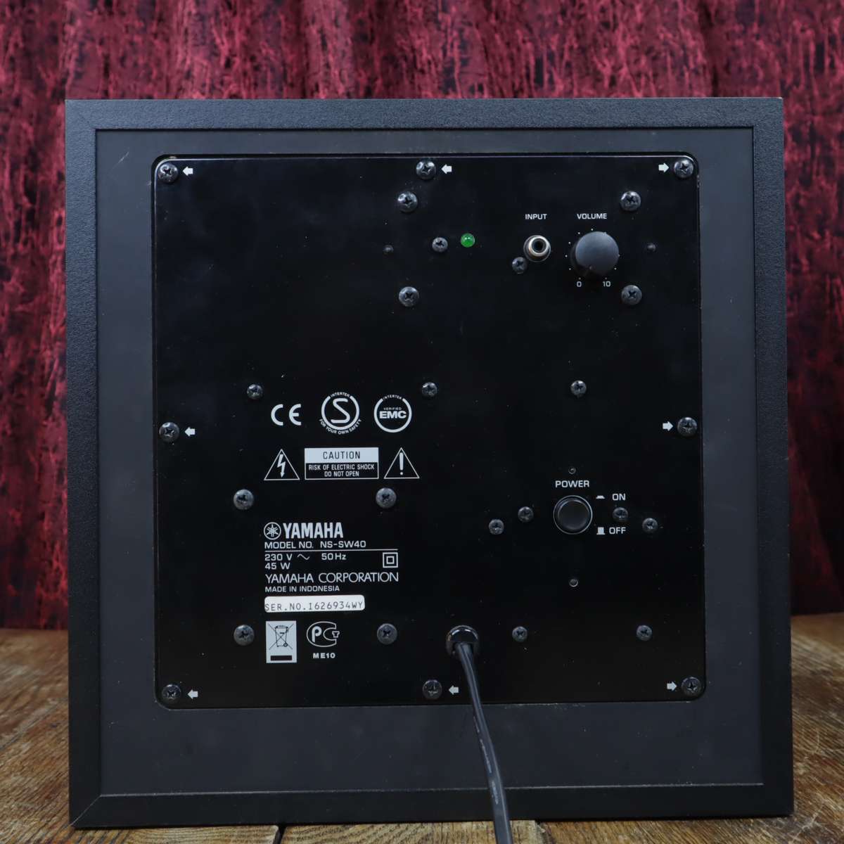 Yamaha NS-SW40 Active Subwoofer for Home Theatre