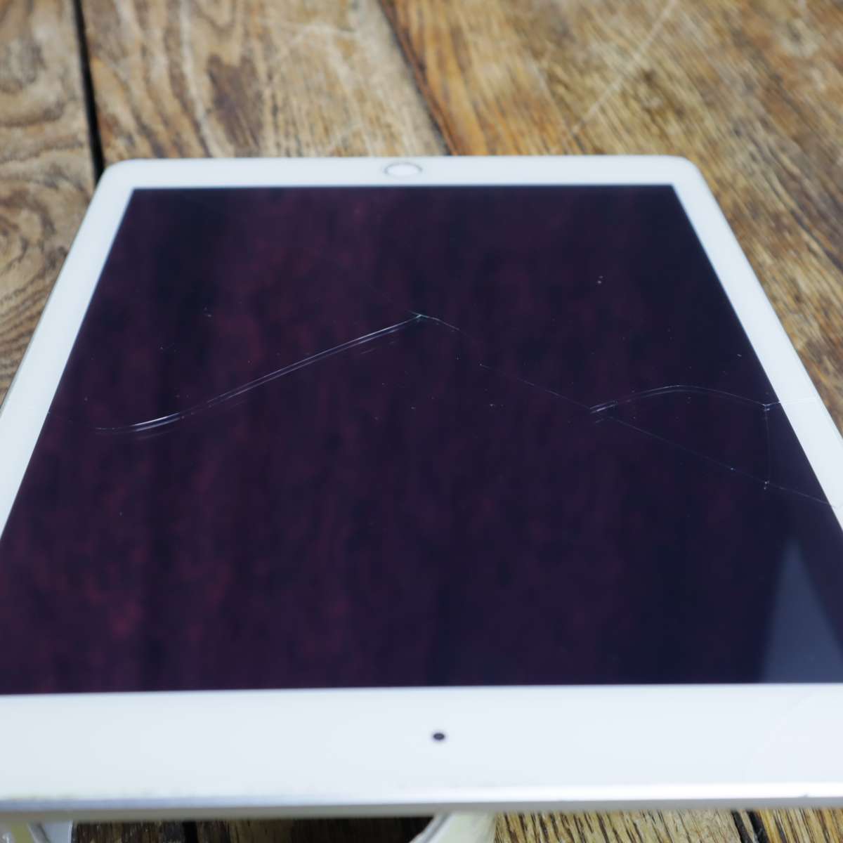 Apple iPad 6th Generation 32GB WiFi Tablet