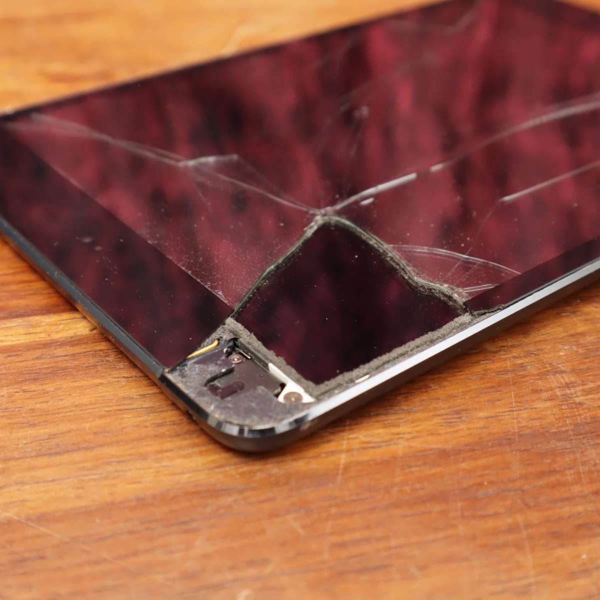 Apple iPad Mini A1455 Cellular Wi-Fi Tablet