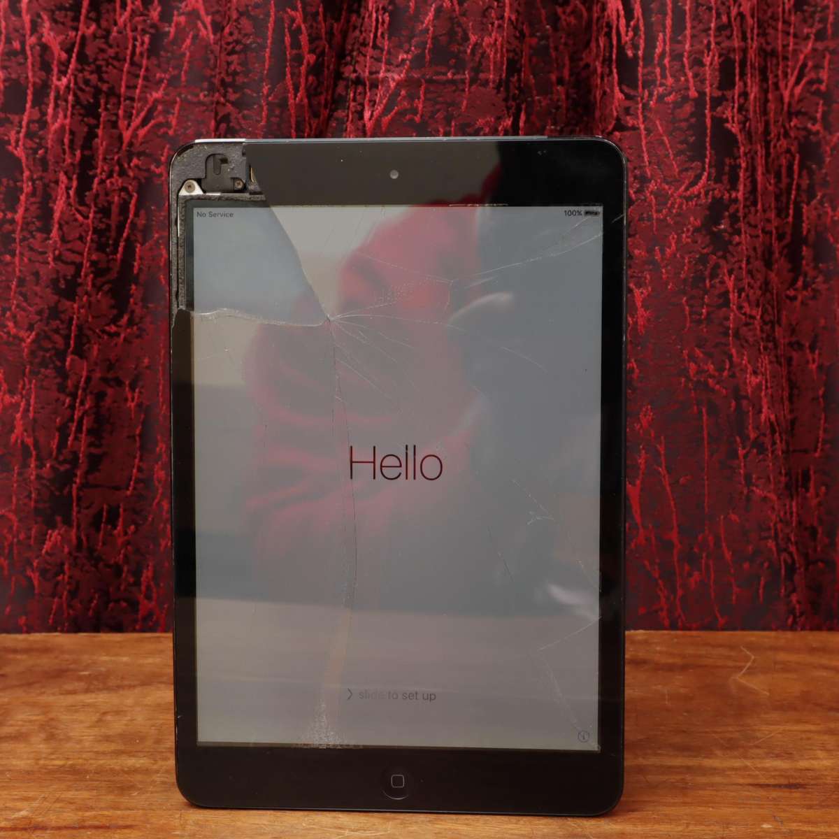 Apple iPad Mini A1455 Cellular Wi-Fi Tablet