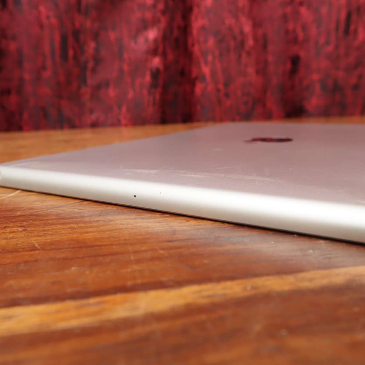 Apple 2019 iPad A2197 Tablet - 7th Gen 10.2"