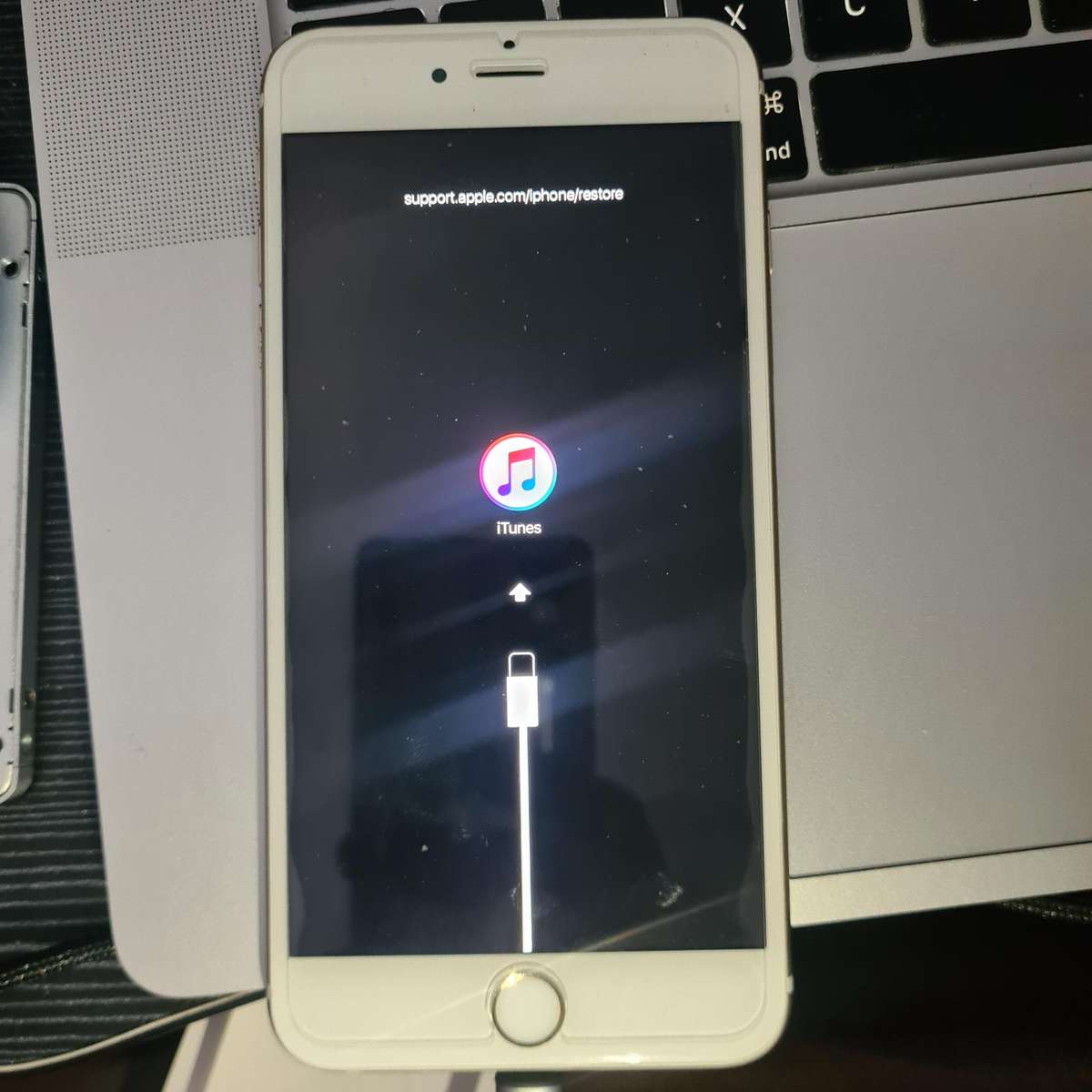 Apple iPhone 6 Plus Smart Phone - A1522