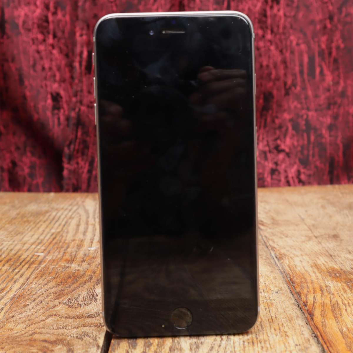 Apple iPhone 6s Plus Smart Phone - A1687