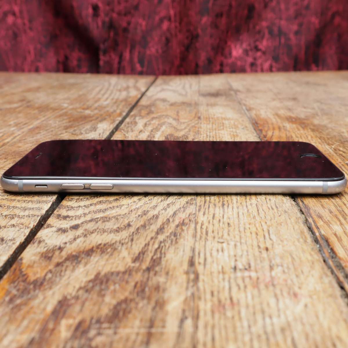 Apple iPhone 6s Plus Smart Phone - A1687