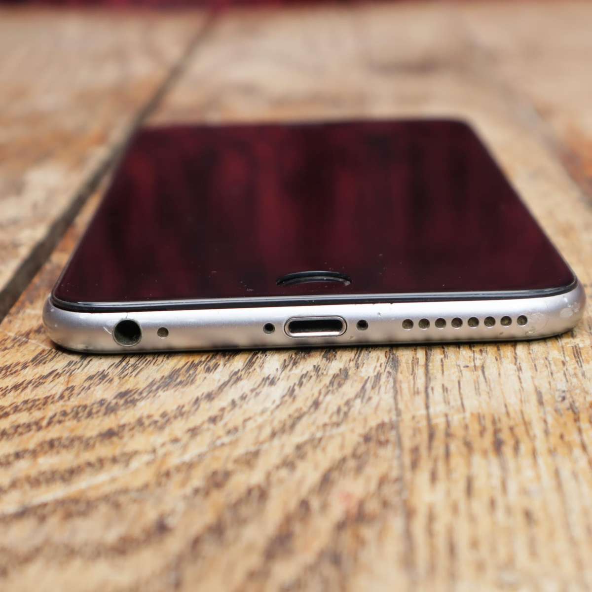 Apple iPhone 6s Plus Smart Phone - A1687