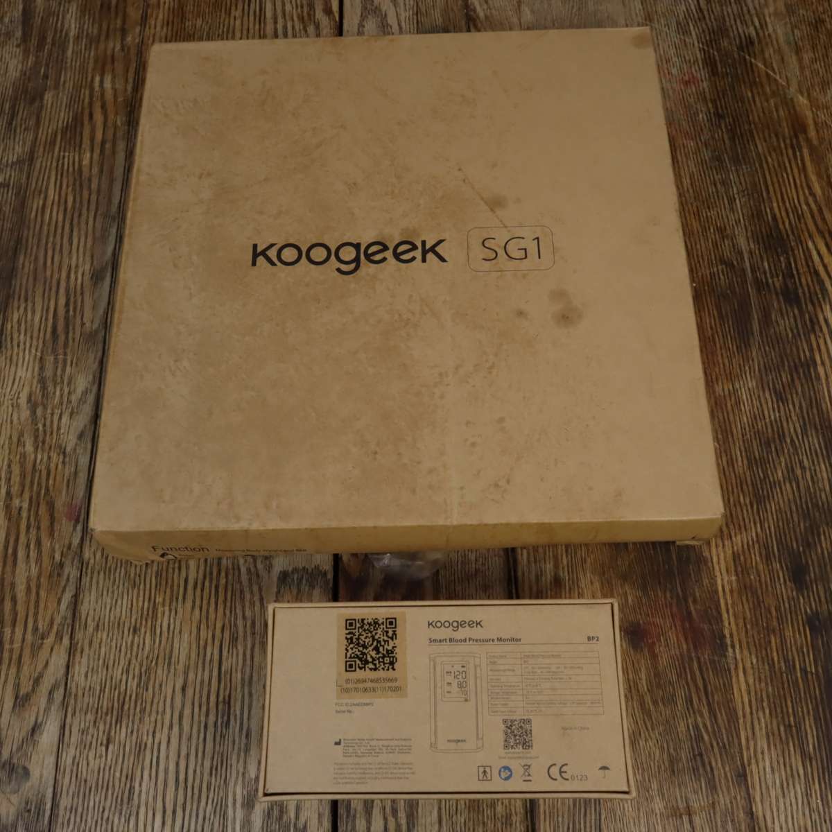 Koogeek Smart Blood Pressure Monitor (BP2) and Smart Weight BMI Scale (SG1) Wi-Fi Bluetooth