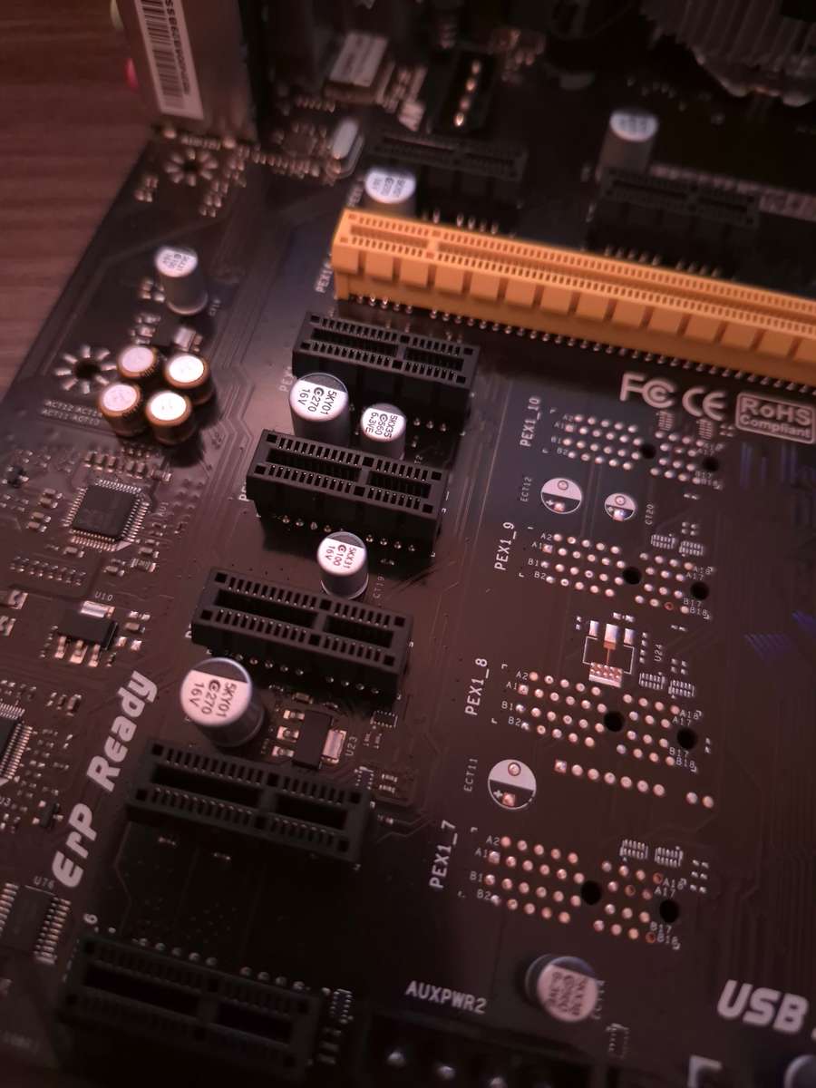 Biostar TB250 BTC Motherboard Combo