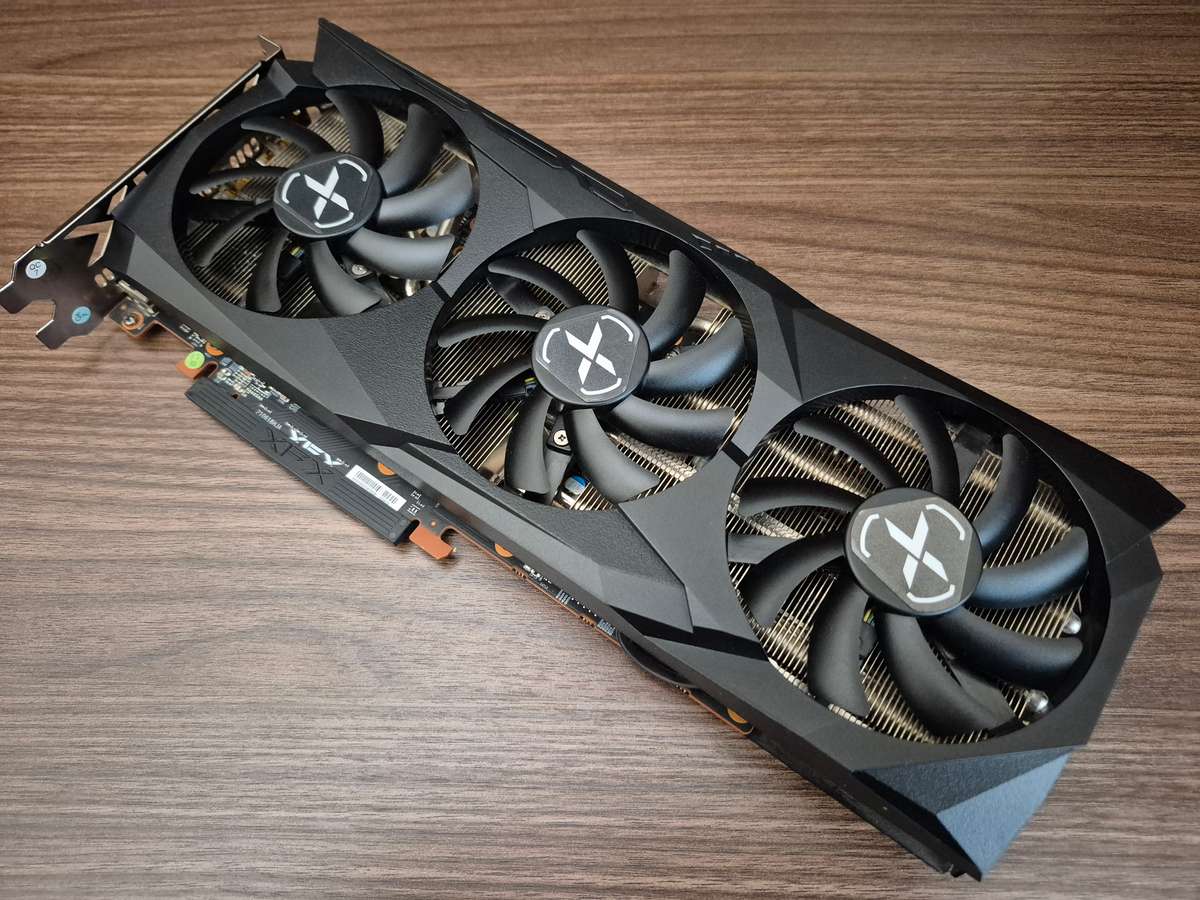 XFX RX 6700XT 12gb ( LIKE NEW )