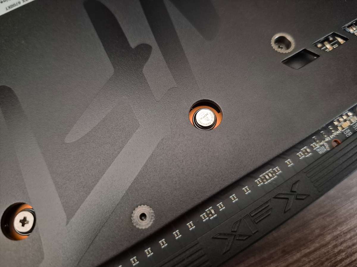 XFX RX 6700XT 12gb ( LIKE NEW )