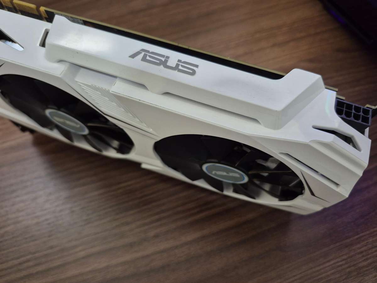 ASUS DUAL GTX 1070