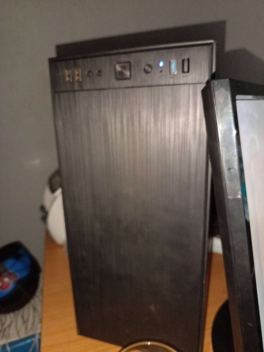 PC 256GB SSD 16GB RAM with Windows 11 Installed