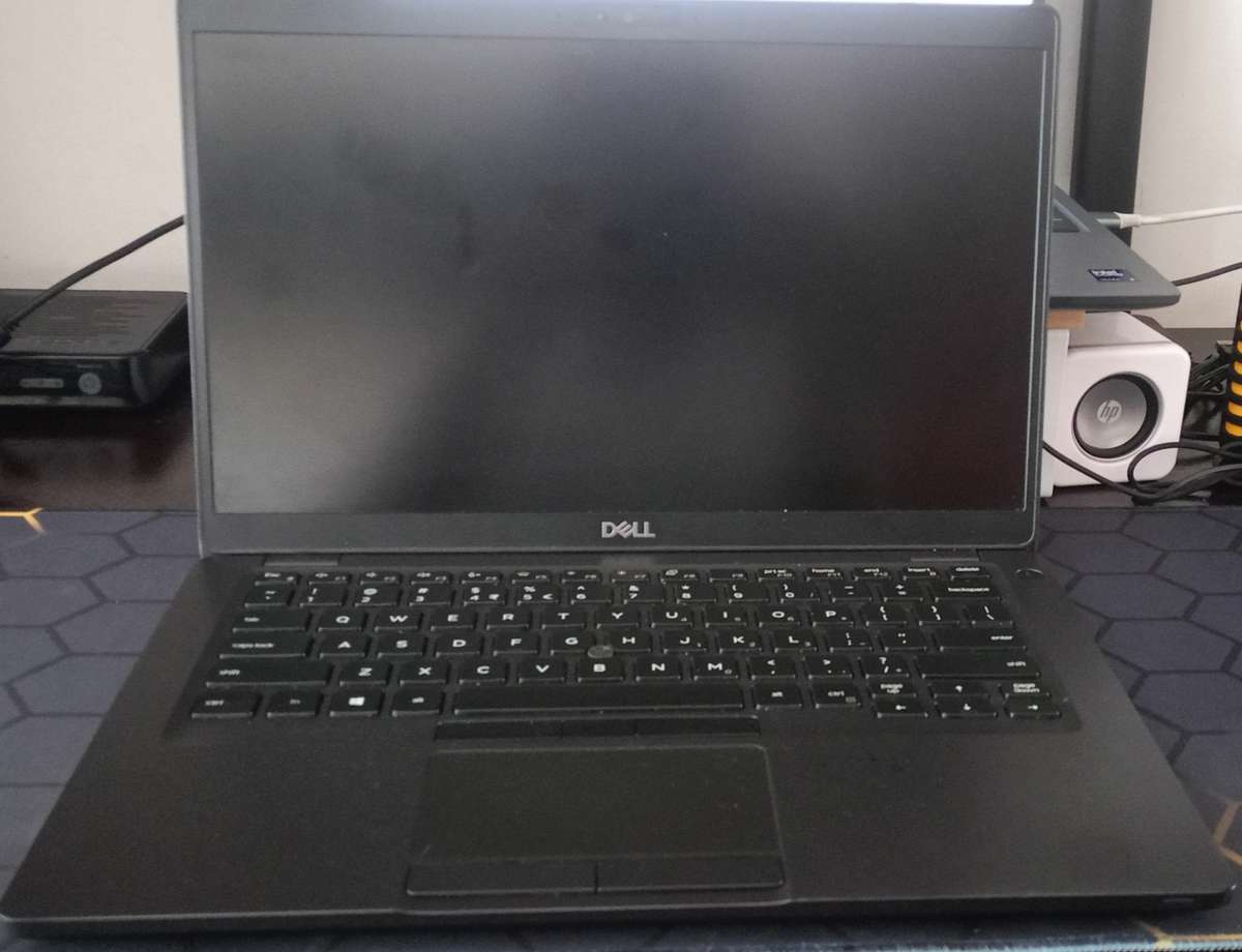 Dell Latitude 5400 Intel Core i5-8365U 14" FHD Display 8GB RAM 512GB NVME SSD Windows 11 Pro Laptop