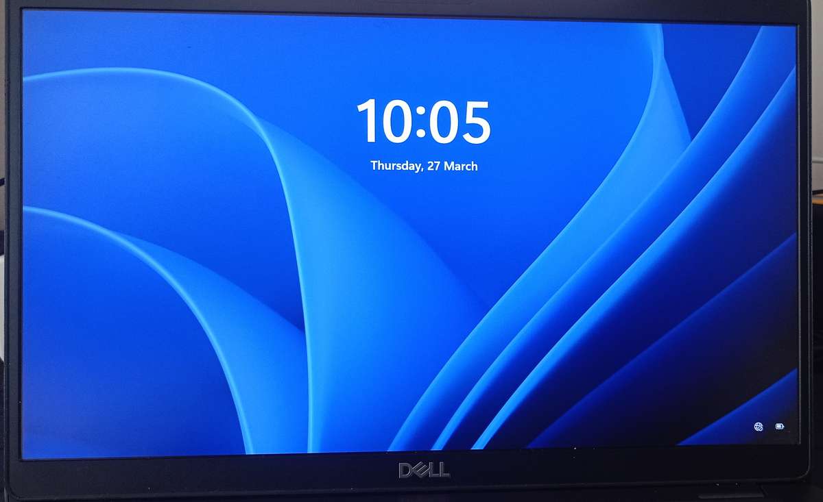 Dell Latitude 5400 Intel Core i5-8365U 14" FHD Display 8GB RAM 512GB NVME SSD Windows 11 Pro Laptop