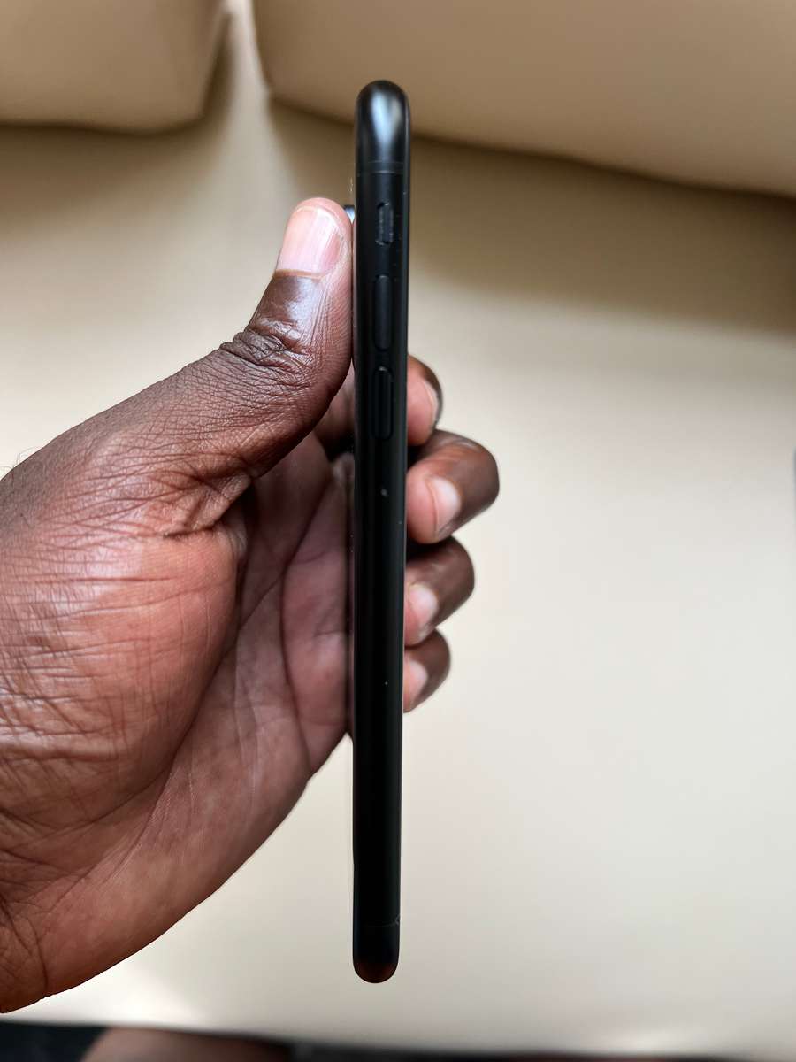 iPhone XR 64gb Black