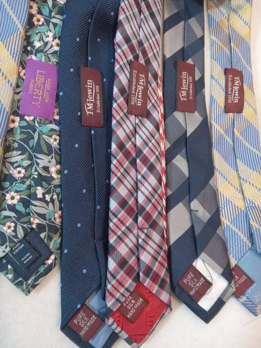 Lot of 5 TM Lewin Designer Mens Ties