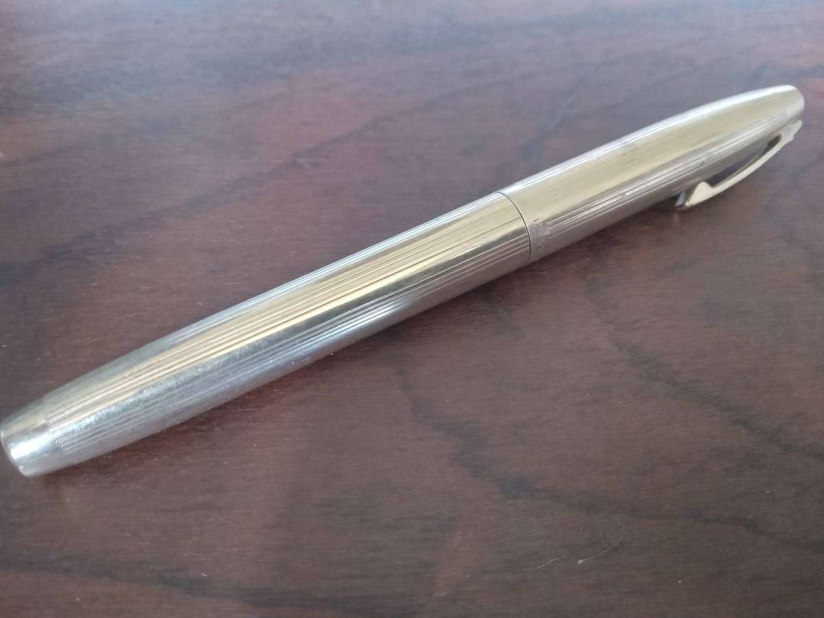 Vintage Sheafer Imperial 12k Gold Filled Fountain Pen with solid 14k Gold Nib